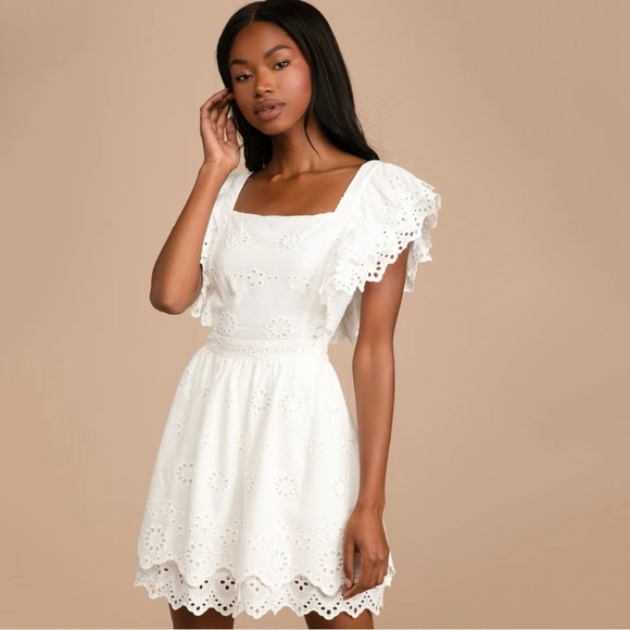 Lulus Dresses & Skirts - Lulu's White Eyelet Dress